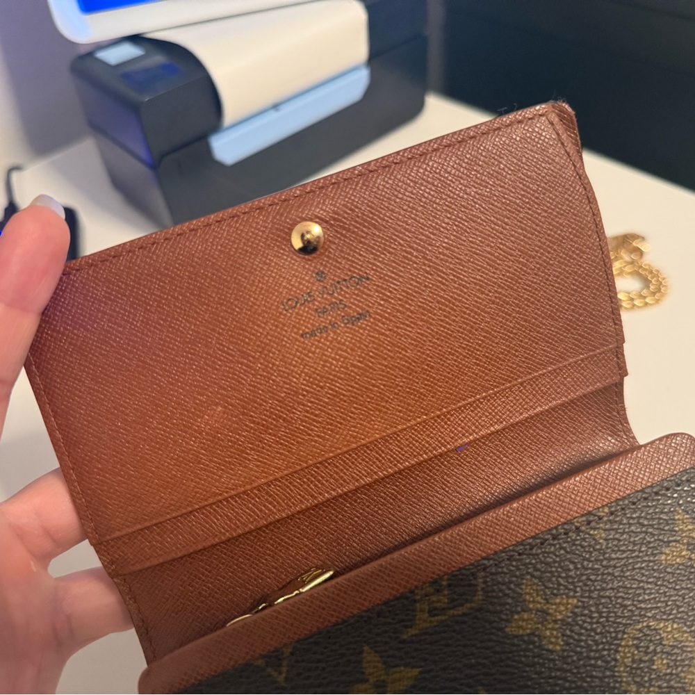 Louis Vuitton Monogram Crossbody with Gold Chain - Picture 10 of 17